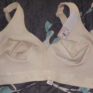 Cacique Cream Wireless Bra